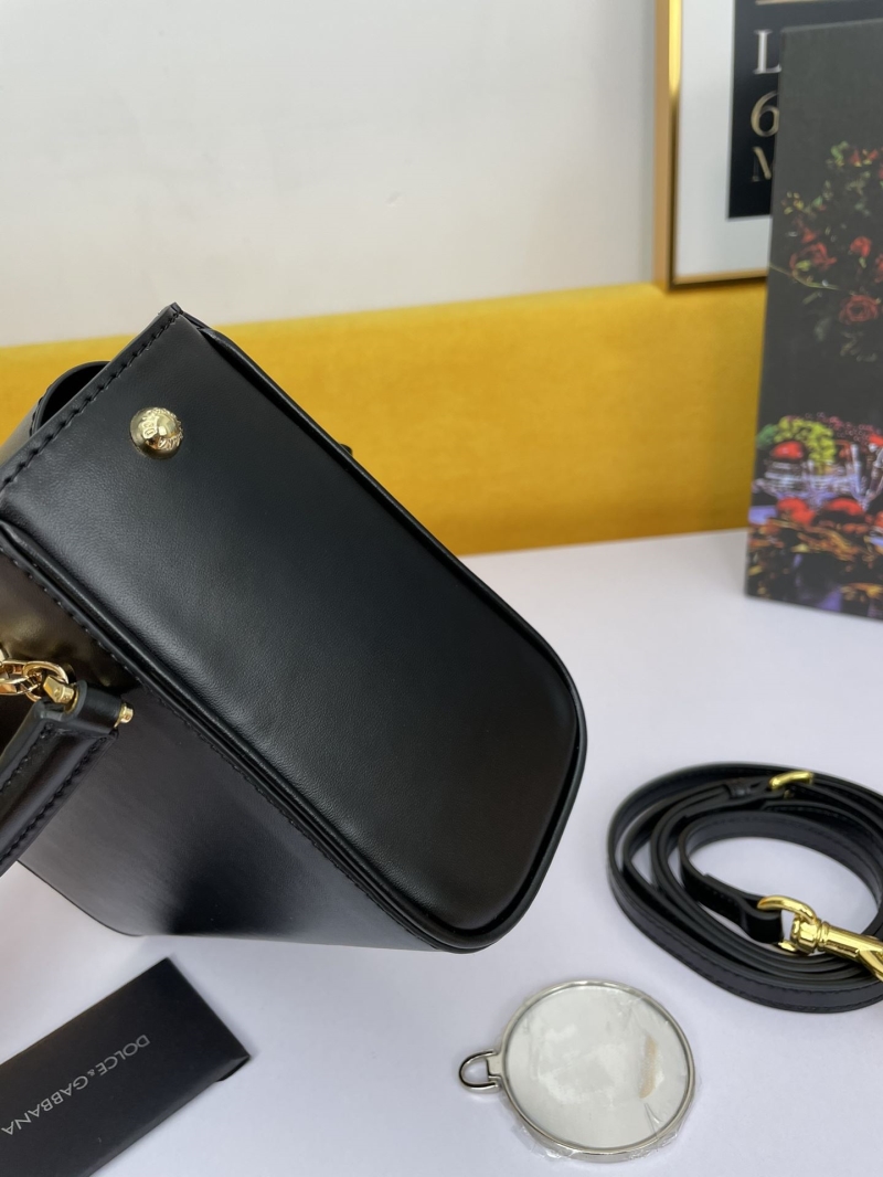 D&G Handle Bags